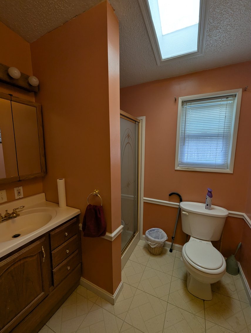 Image for CLEAN 3 BR, 2 BATH, MOVE-IN READY HOME/ (4) PARCELS TOTALING 1.6 +/- AC/ 100' +/- FRONTAGE ON BUSH RIVER W/ PRIVATE PIER