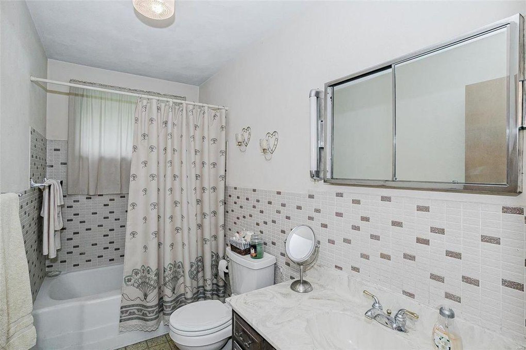 Image for 1062 Arnold Tenbrook Rd Real Estate Auction