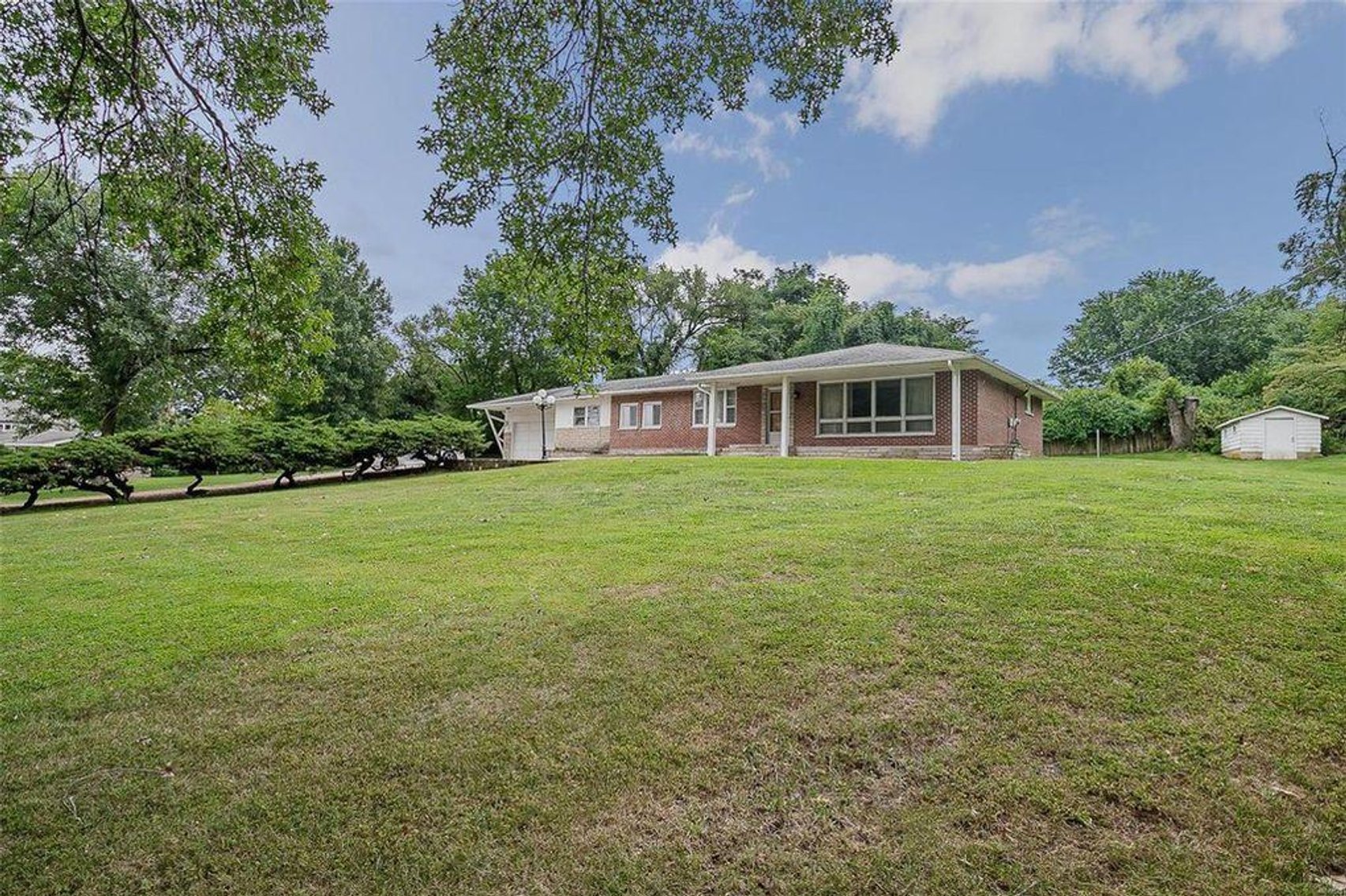 Image for 1062 Arnold Tenbrook Rd Real Estate Auction