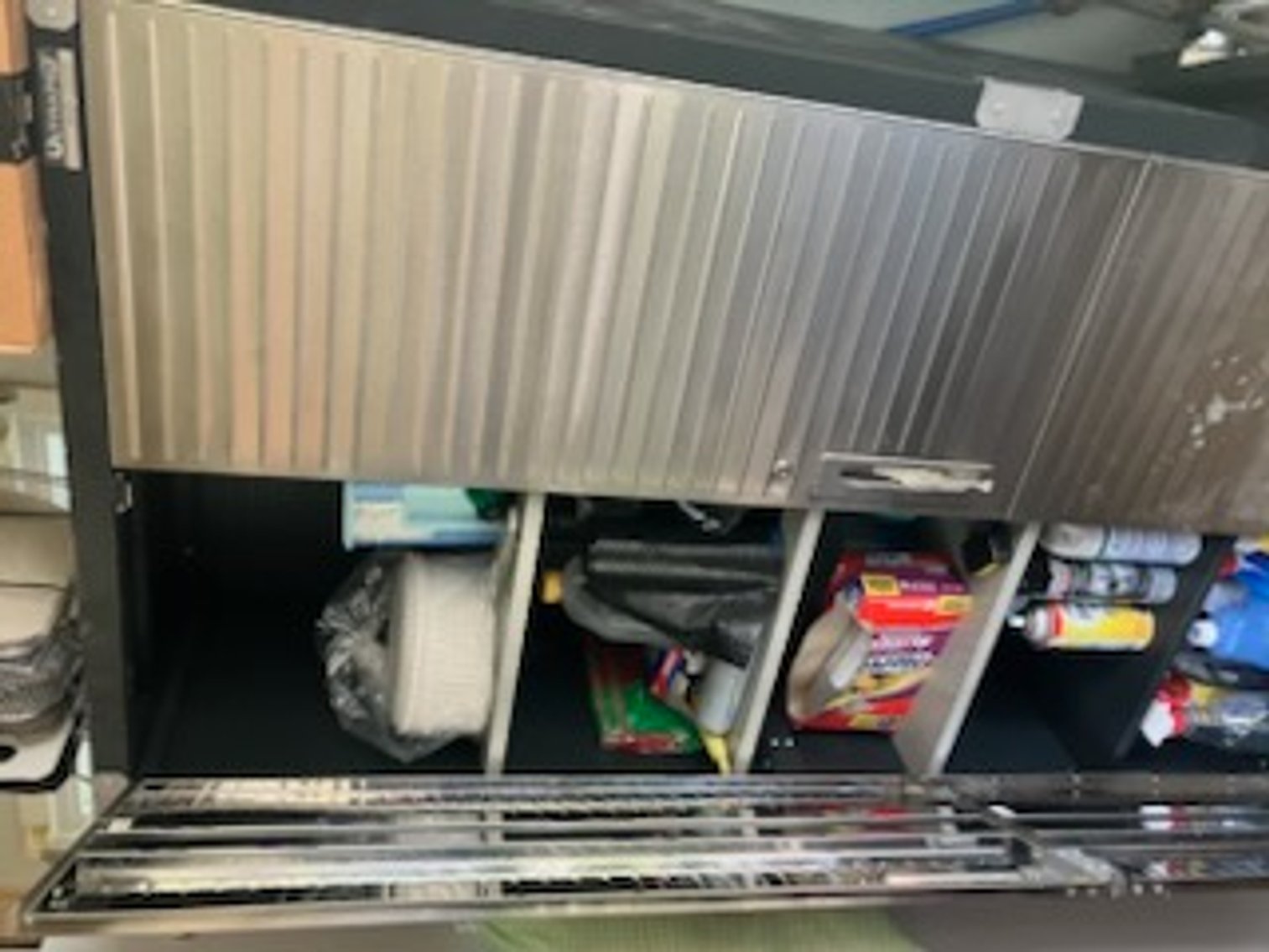 Image for Arnold Moving Auction