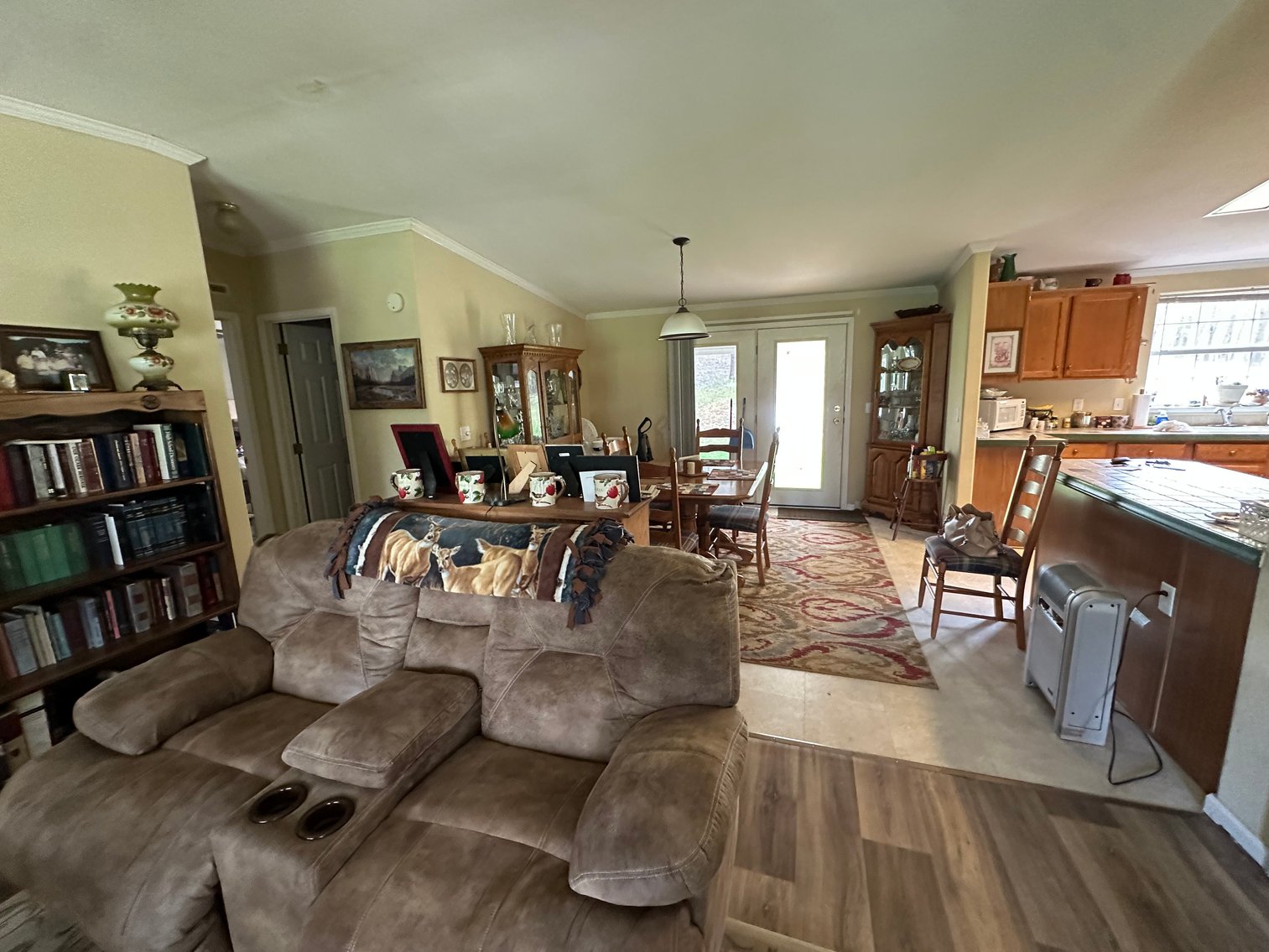 Image for Roberts Moving Auction