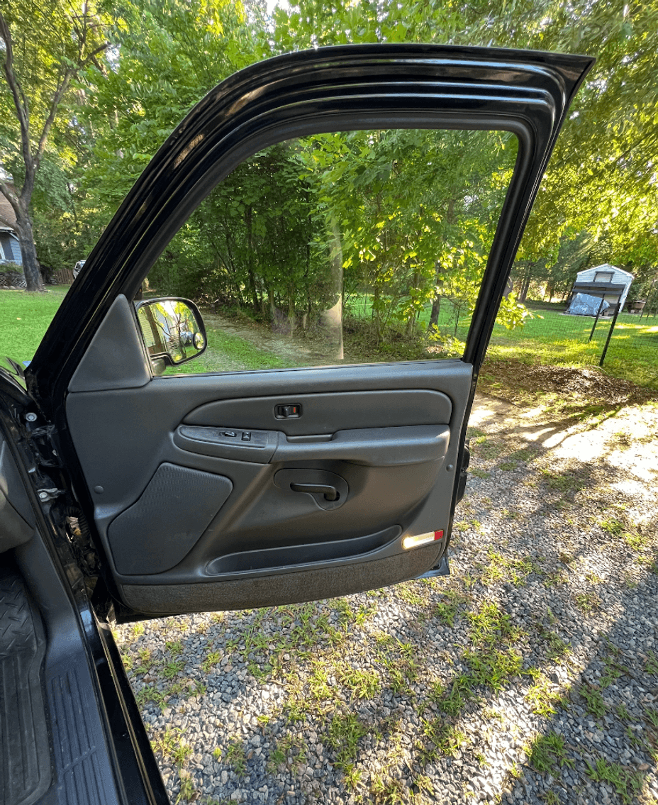 Image for 2005 GMC Sierra Pick up Truck