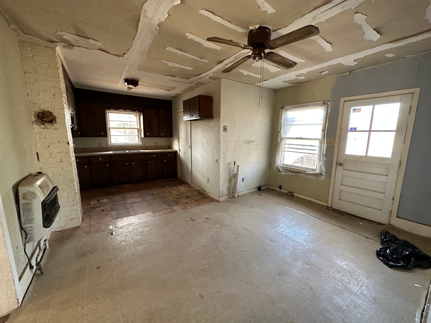 Image for 2 Bed & 1 Bath Fix and Flip Special near Farmville, VA