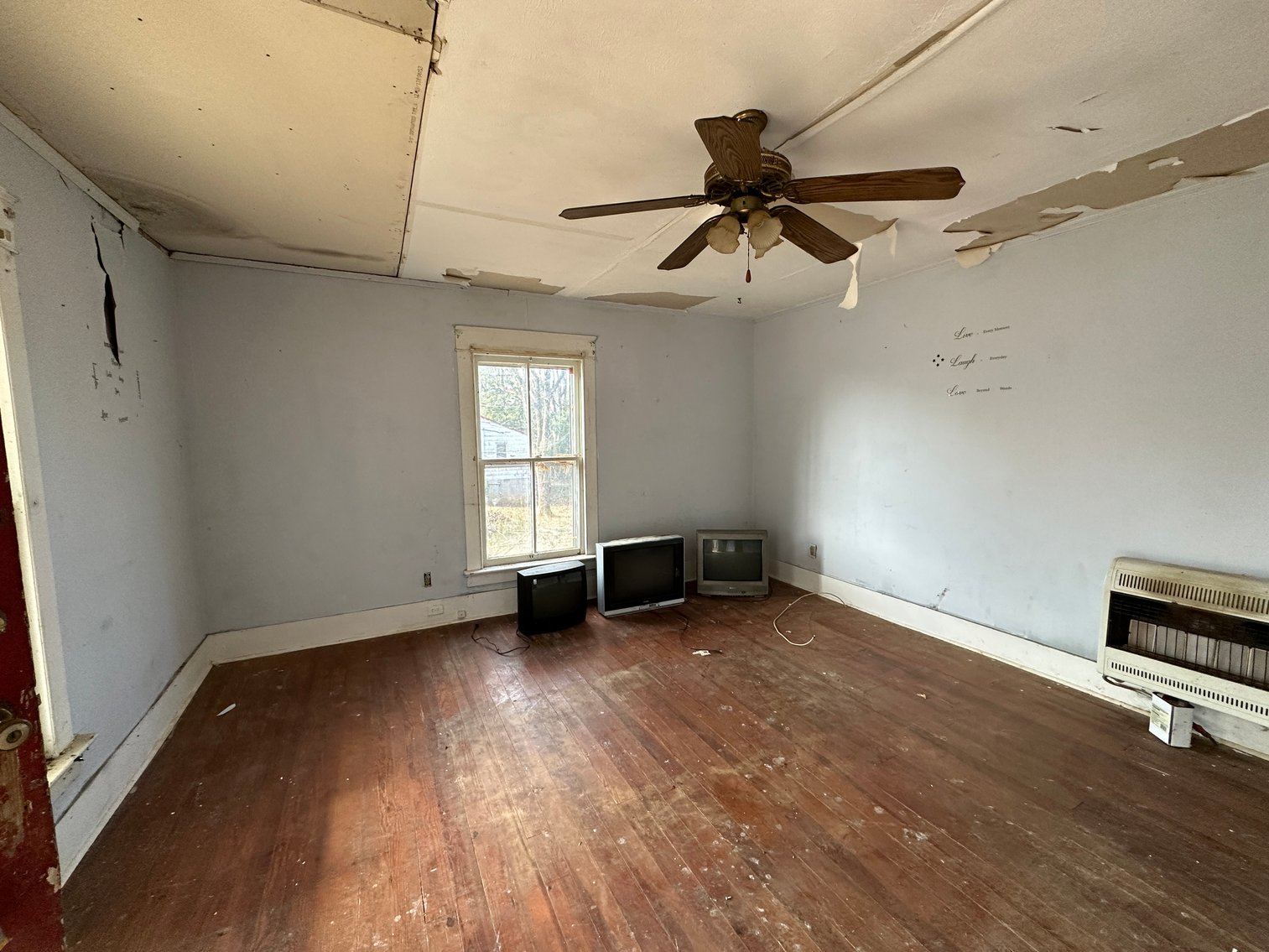 Image for 2 Bed & 1 Bath Fix and Flip Special near Farmville, VA