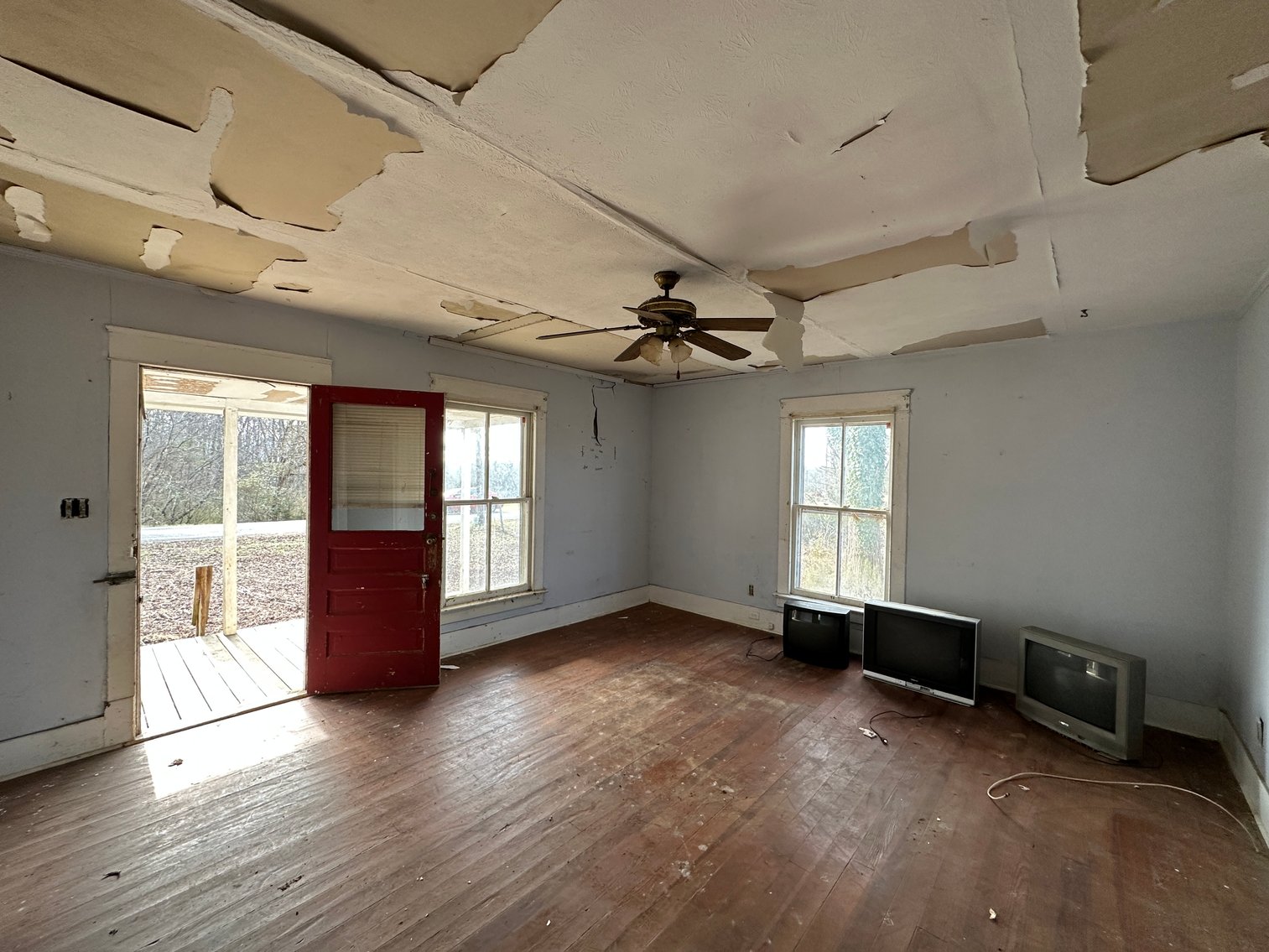 Image for 2 Bed & 1 Bath Fix and Flip Special near Farmville, VA