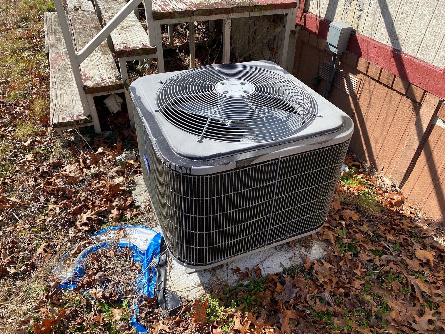 Image for Selling for the Estate of Helvon Smith , 3 Bed & 2 Baths, 7.744 Acres, plus 1.5 story loft home,  a log cabin and outbuilding in Kinsale, VA