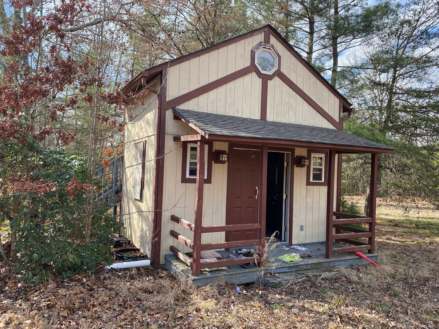 Image for Selling for the Estate of Helvon Smith , 3 Bed & 2 Baths, 7.744 Acres, plus 1.5 story loft home,  a log cabin and outbuilding in Kinsale, VA