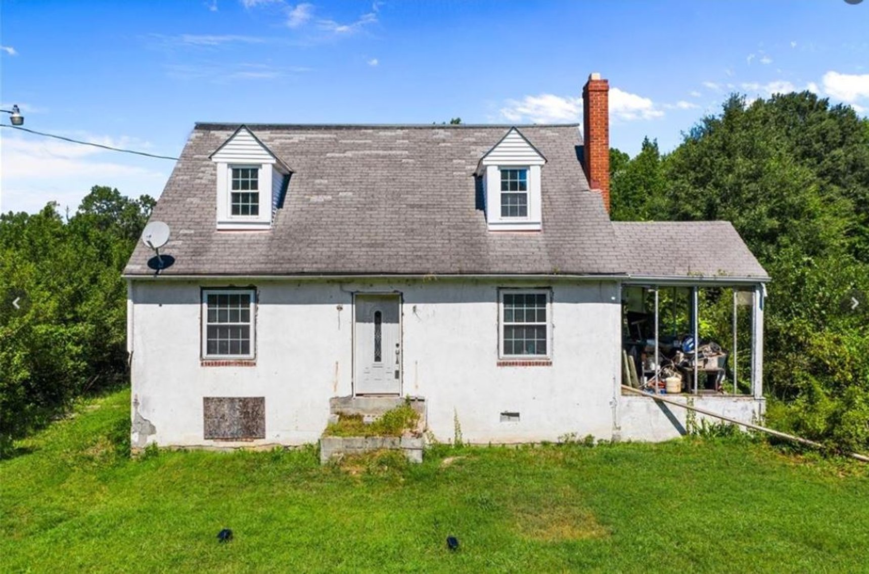 Image for Partially Renovated House on 3.06 acres with an additional 2.1 acre Buildable lot.