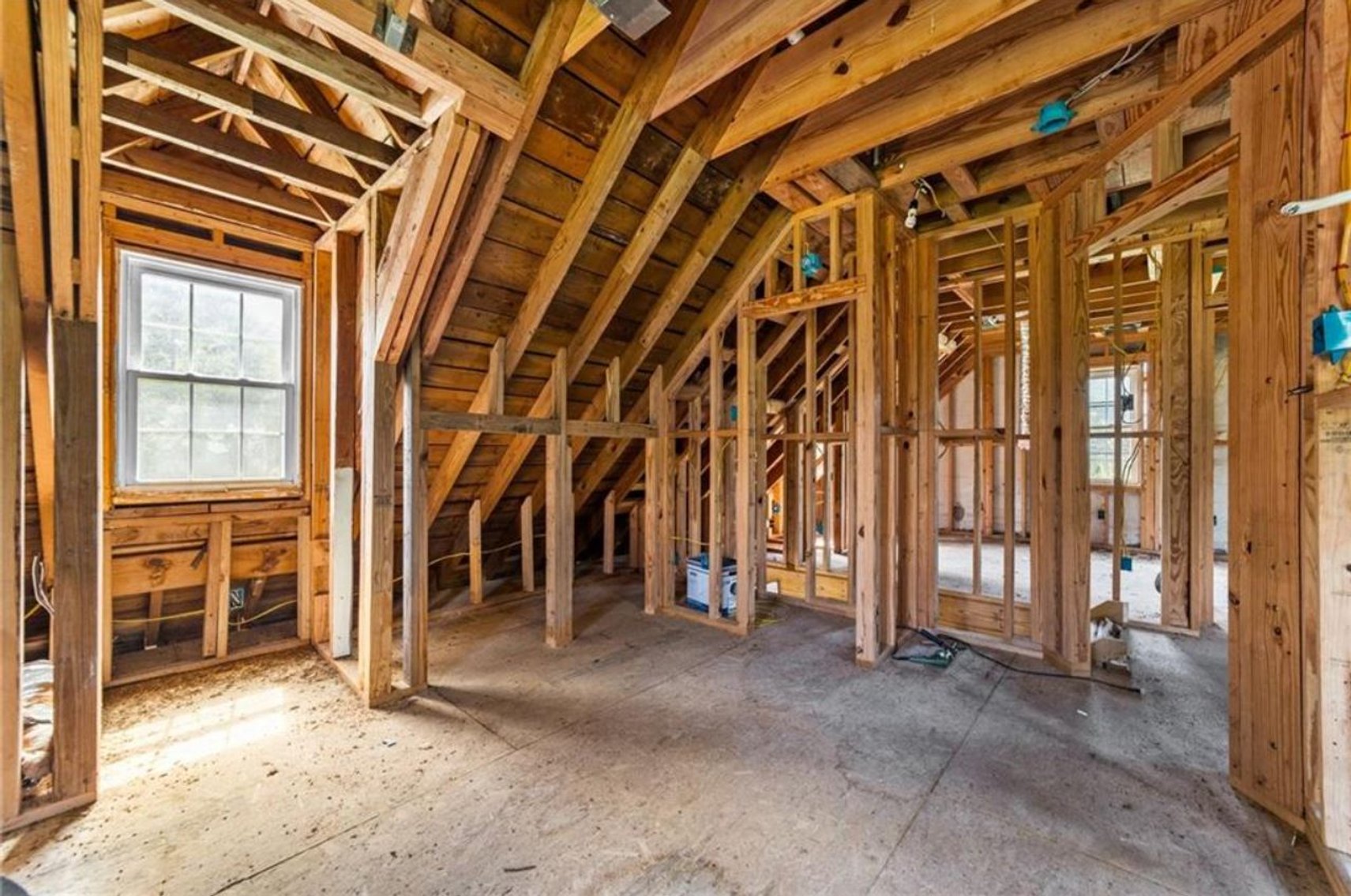 Image for Partially Renovated House on 3.06 acres with an additional 2.1 acre Buildable lot.