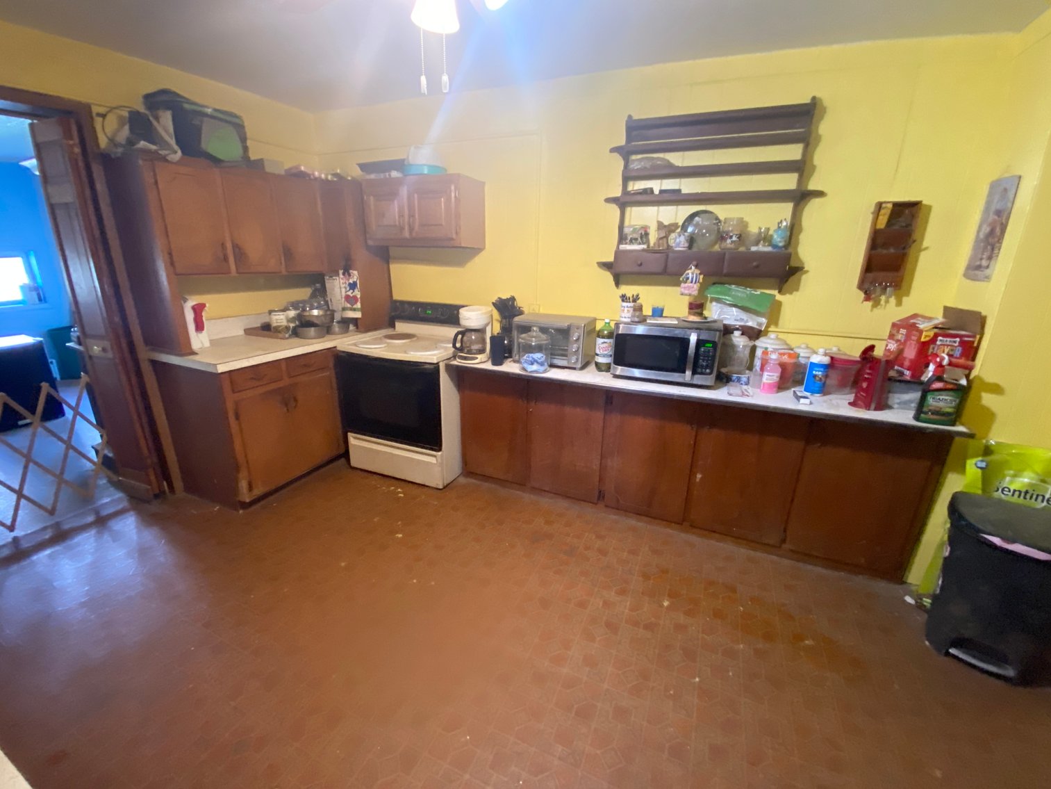 Image for Fix and Flip Special on a 10 Acre Horse Farm