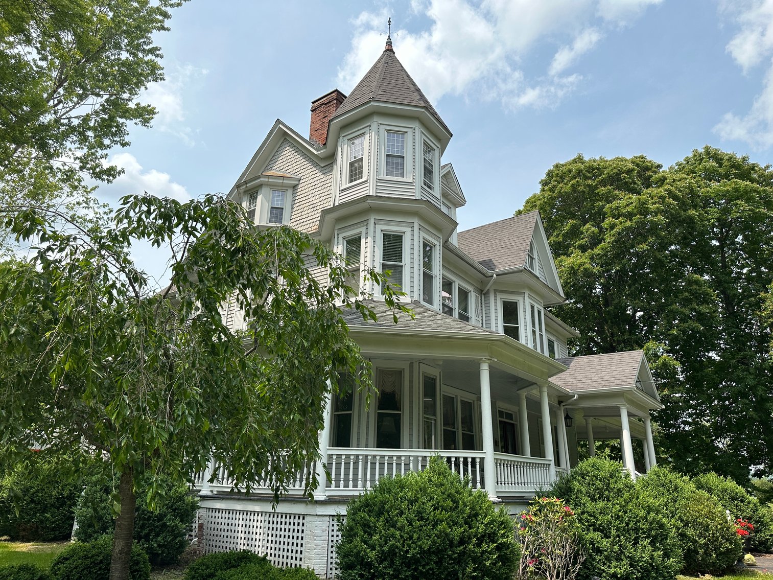 Image for 8883 Sam Snead Hwy, Hot Springs, VA - The Hot Springs Victorian Inn