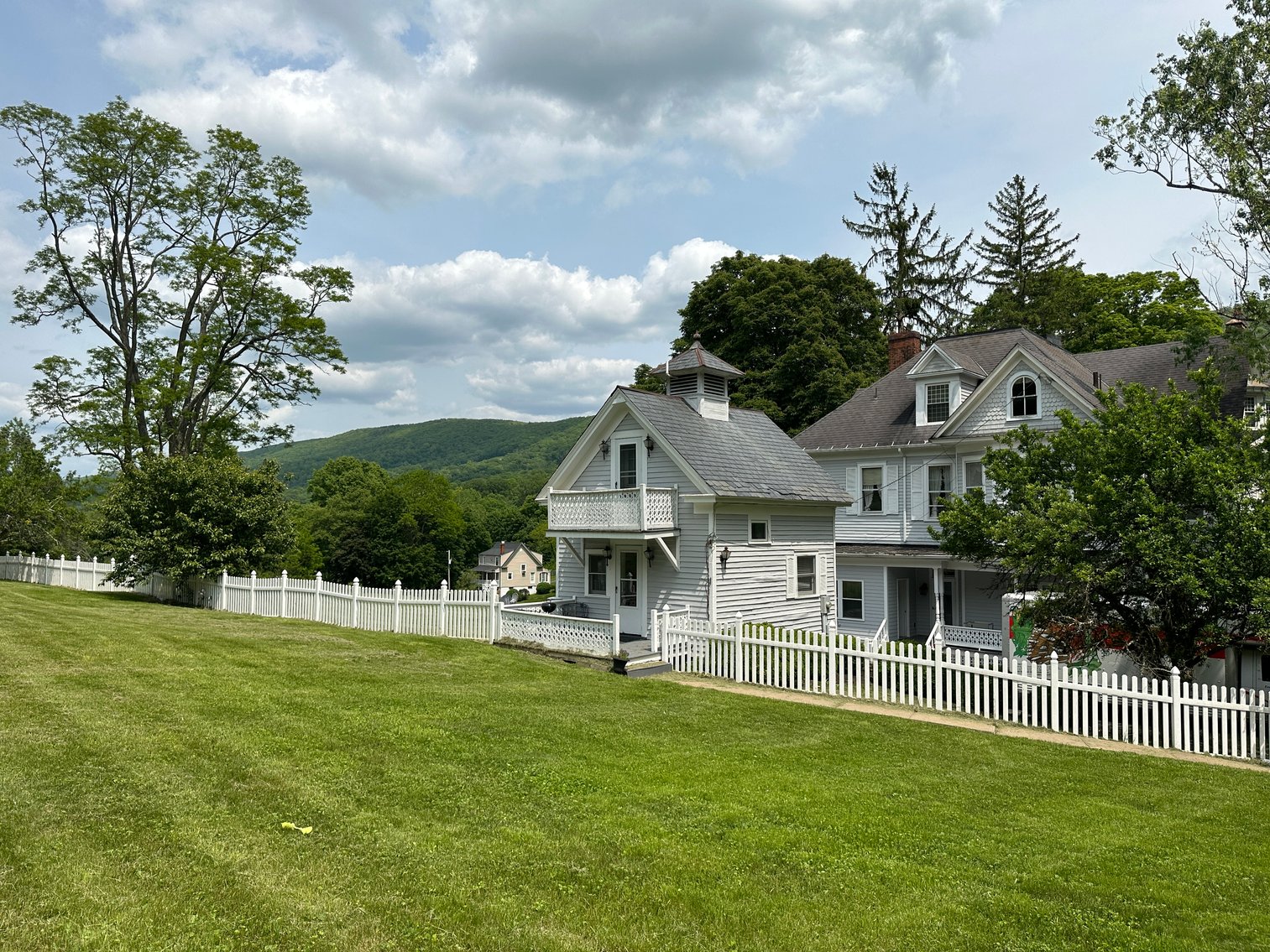 Image for 8883 Sam Snead Hwy, Hot Springs, VA - The Hot Springs Victorian Inn
