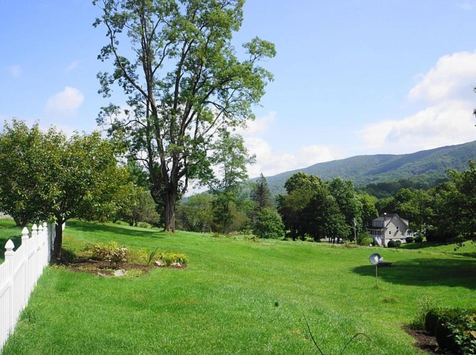 Image for 8883 Sam Snead Hwy, Hot Springs, VA - The Hot Springs Victorian Inn