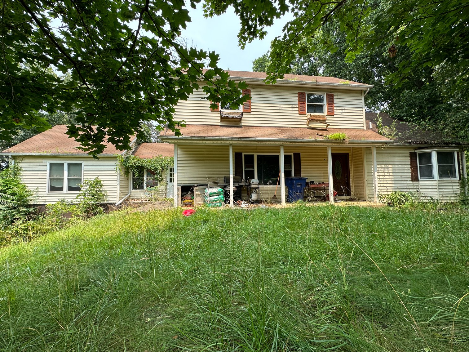 Image for Selling for the Estate of  Geoffrey Peterson . 3 Bed / 2 Bath 2247 Sq. with a large unfinished basement .