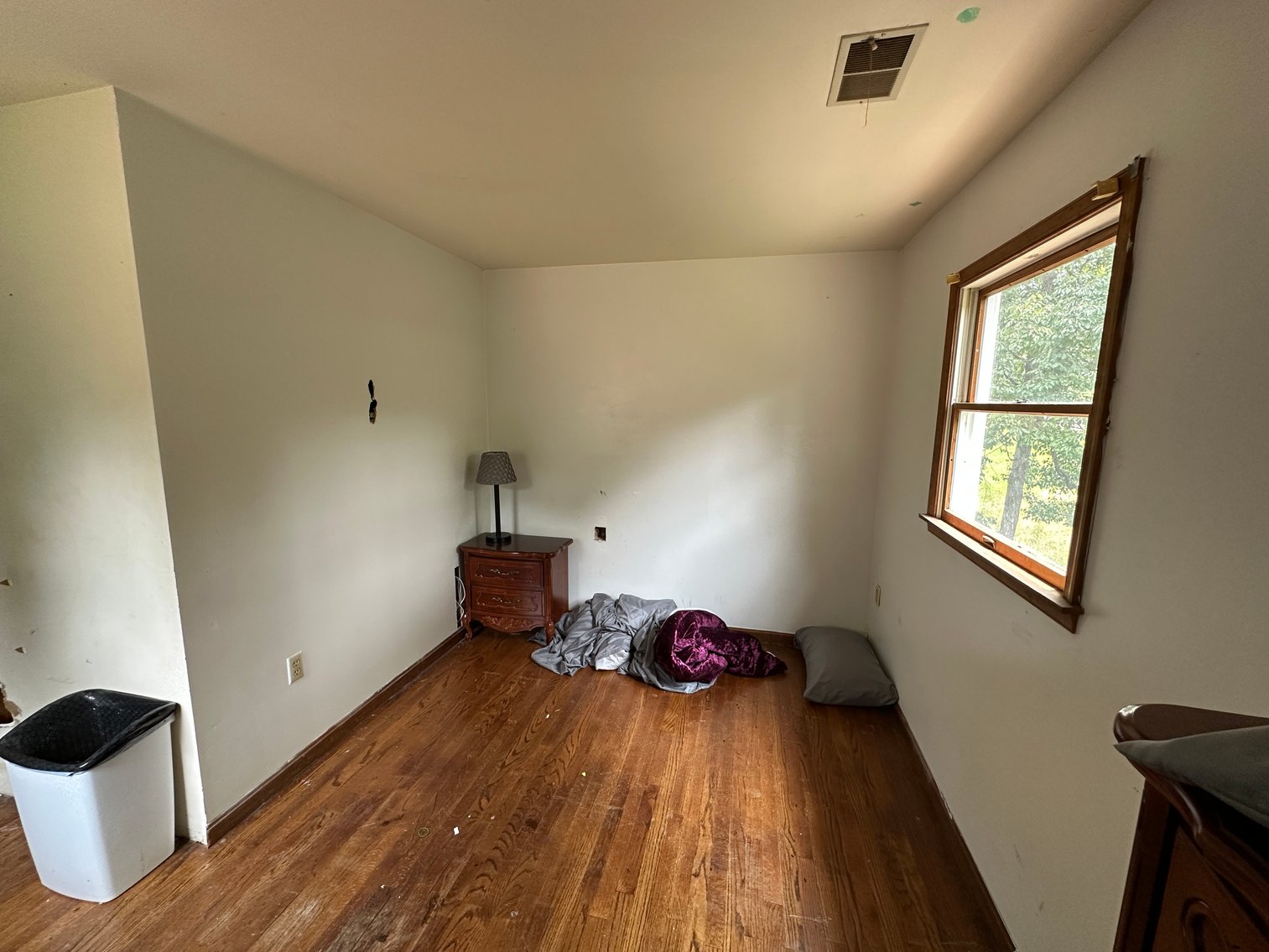 Image for Selling for the Estate of  Geoffrey Peterson . 3 Bed / 2 Bath 2247 Sq. with a large unfinished basement .