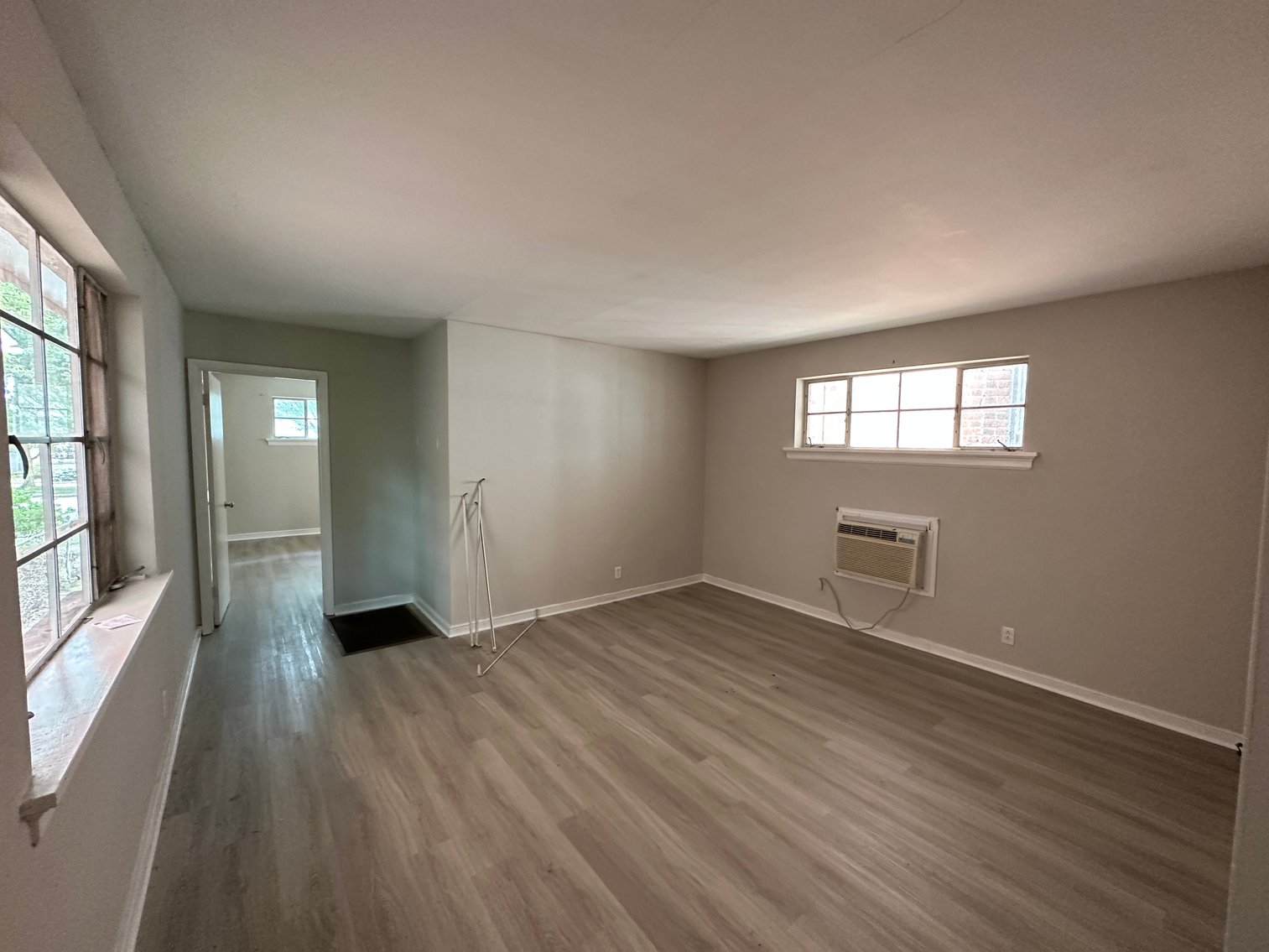 Image for 1 Bed/ 1 Bath Brick Rancher located in the Museum District ; 3228 W. Franklin St