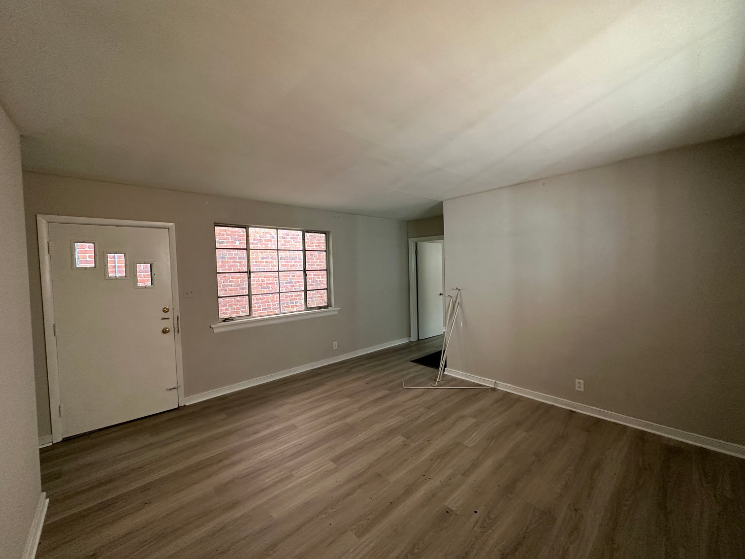 Image for 1 Bed/ 1 Bath Brick Rancher located in the Museum District ; 3228 W. Franklin St