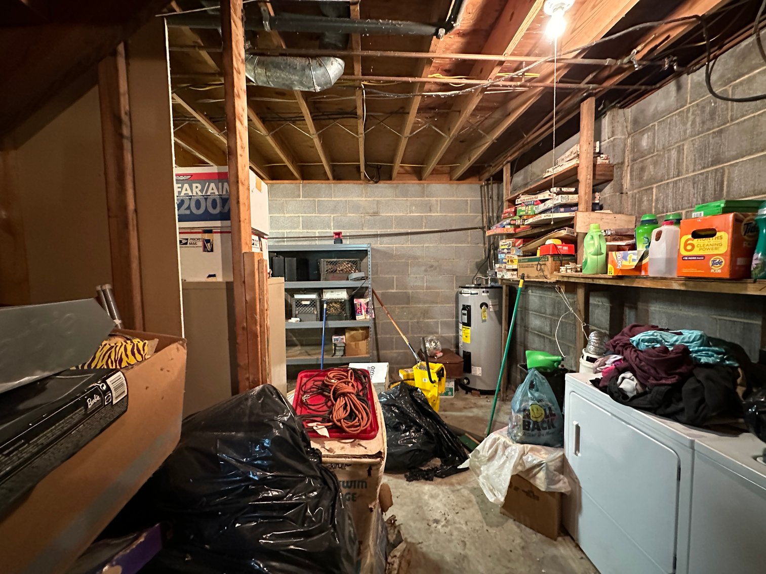 Image for Selling for the Estate of  Geoffrey Peterson . 3 Bed / 2 Bath 2247 Sq. with a large unfinished basement .