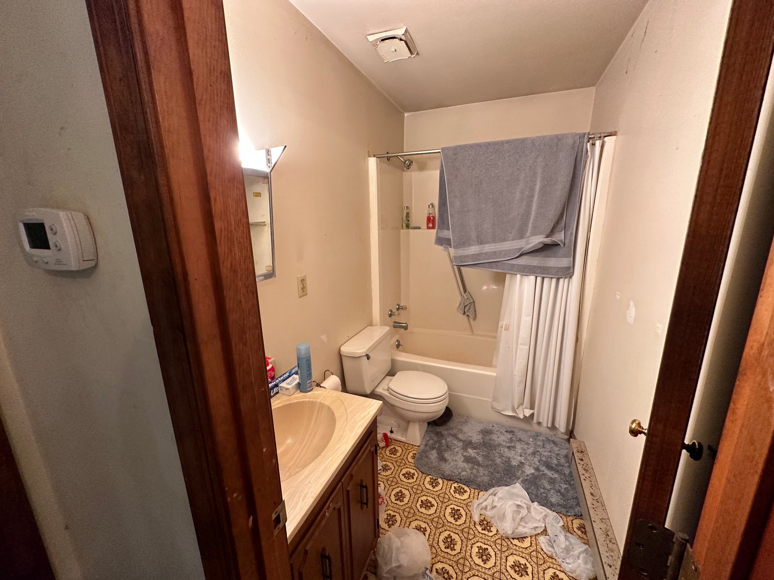 Image for Selling for the Estate of  Geoffrey Peterson . 3 Bed / 2 Bath 2247 Sq. with a large unfinished basement .