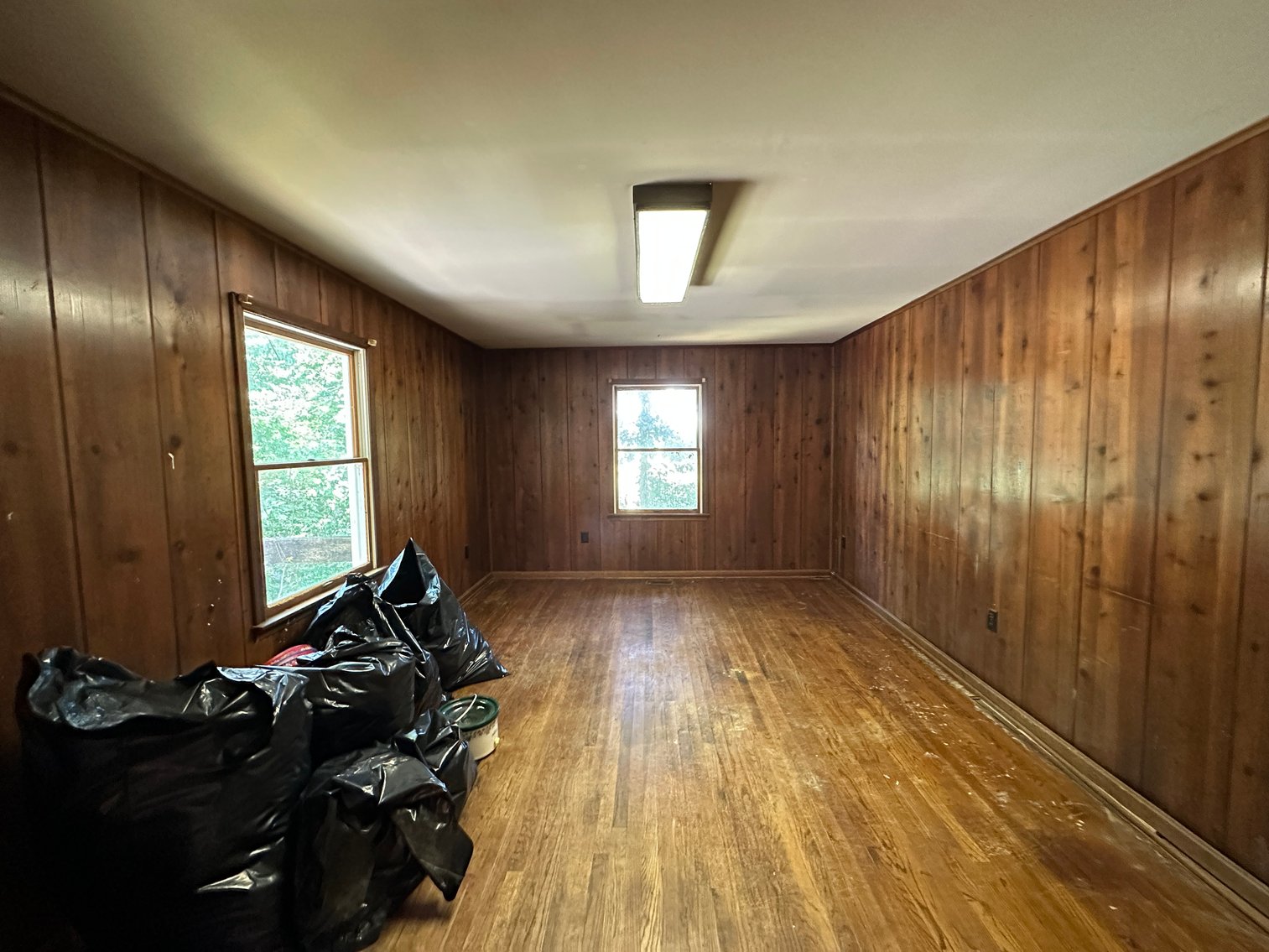 Image for Selling for the Estate of  Geoffrey Peterson . 3 Bed / 2 Bath 2247 Sq. with a large unfinished basement .