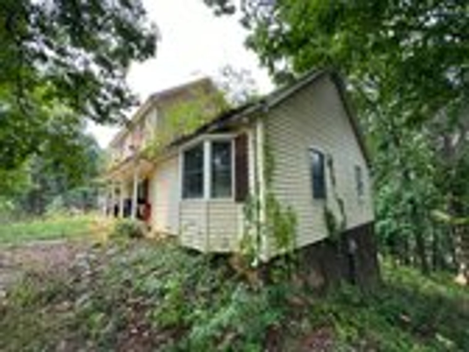 Image for Selling for the Estate of  Geoffrey Peterson . 3 Bed / 2 Bath 2247 Sq. with a large unfinished basement .