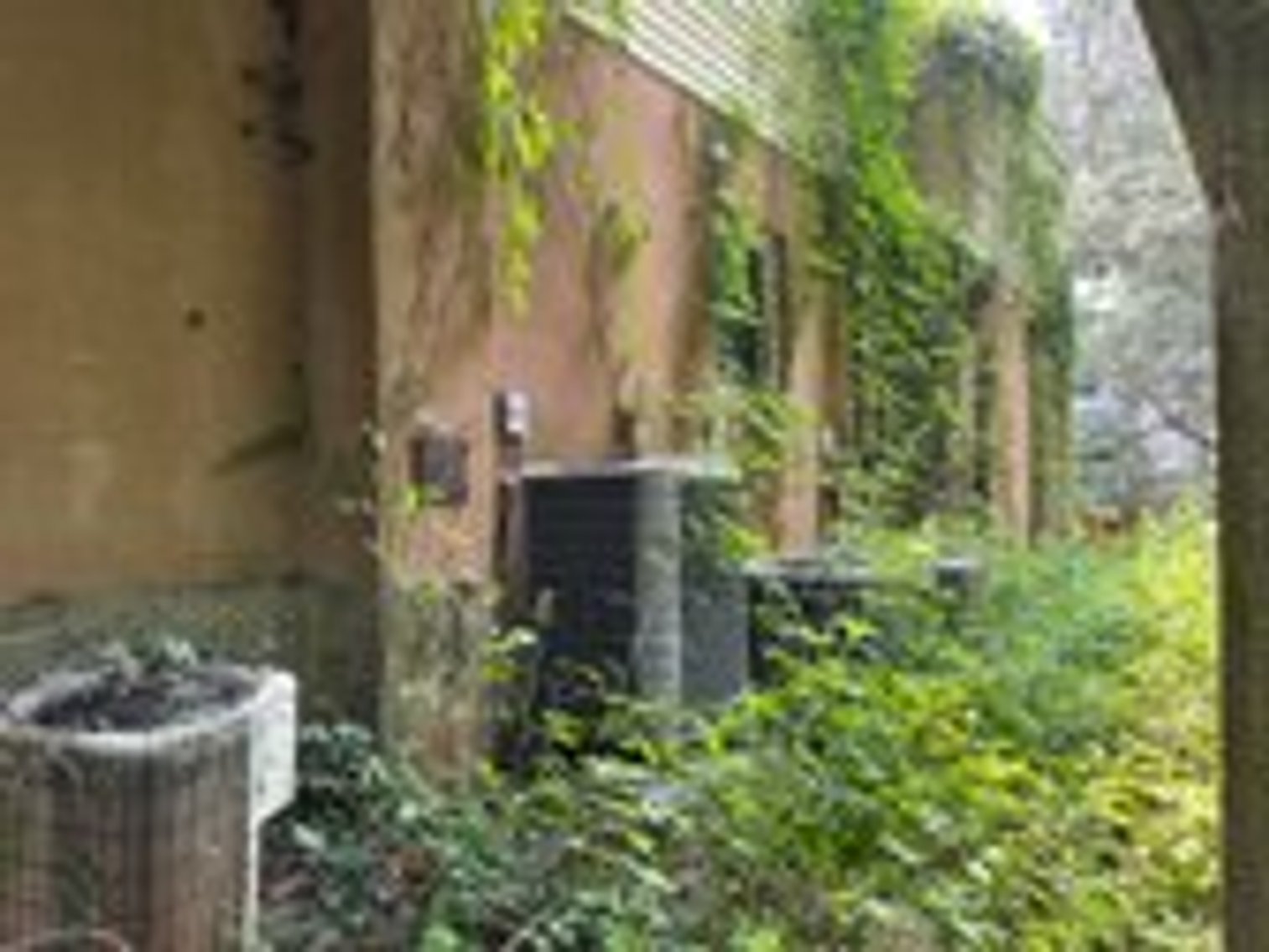 Image for Selling for the Estate of  Geoffrey Peterson . 3 Bed / 2 Bath 2247 Sq. with a large unfinished basement .