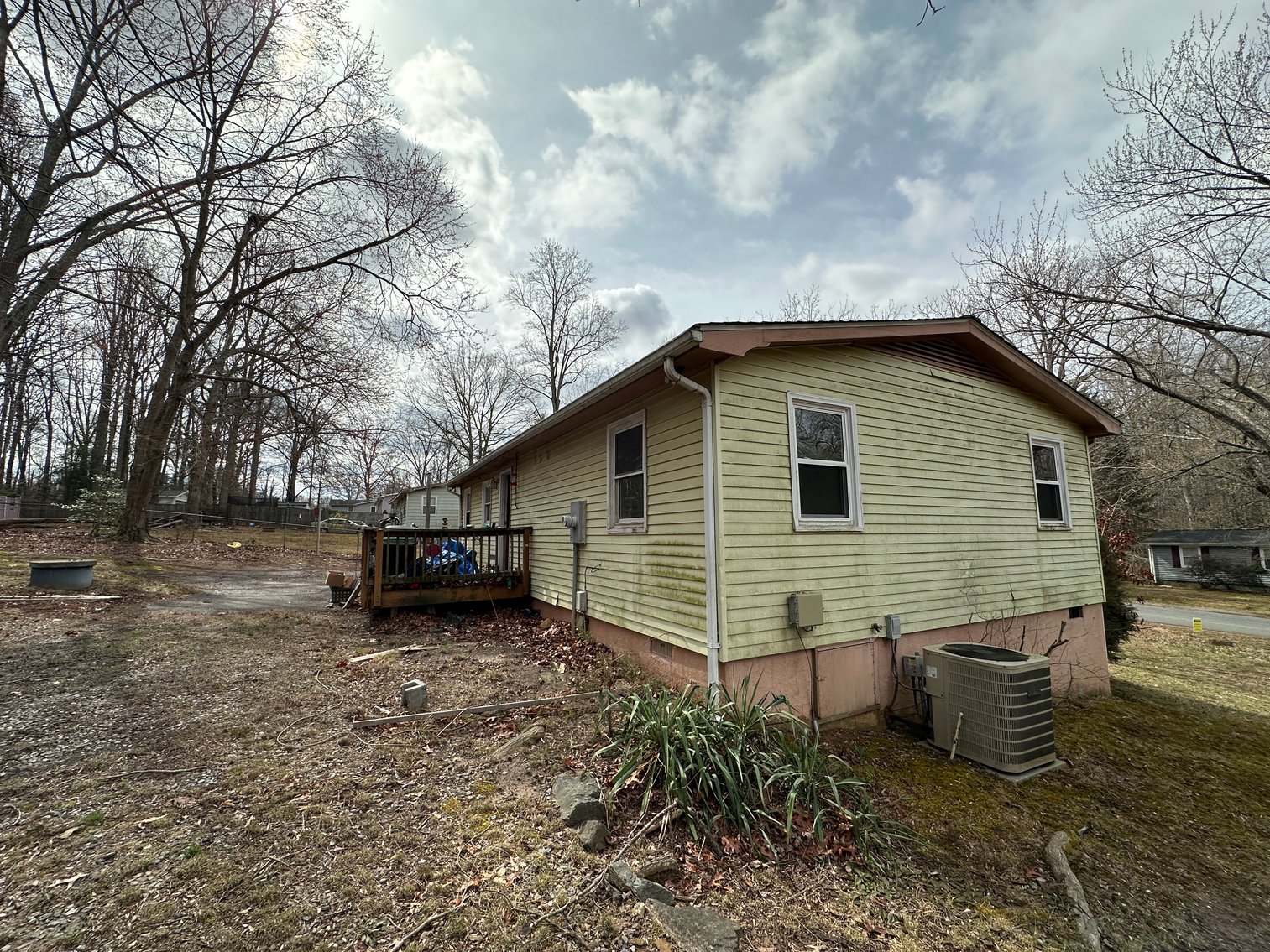 Image for House Flipper Special. Income Producing Opportunity in Fredericksburg, Va. 3 Bed/ 1 Bath, 920 Sq. ft on .41 Acres - Elk Dr