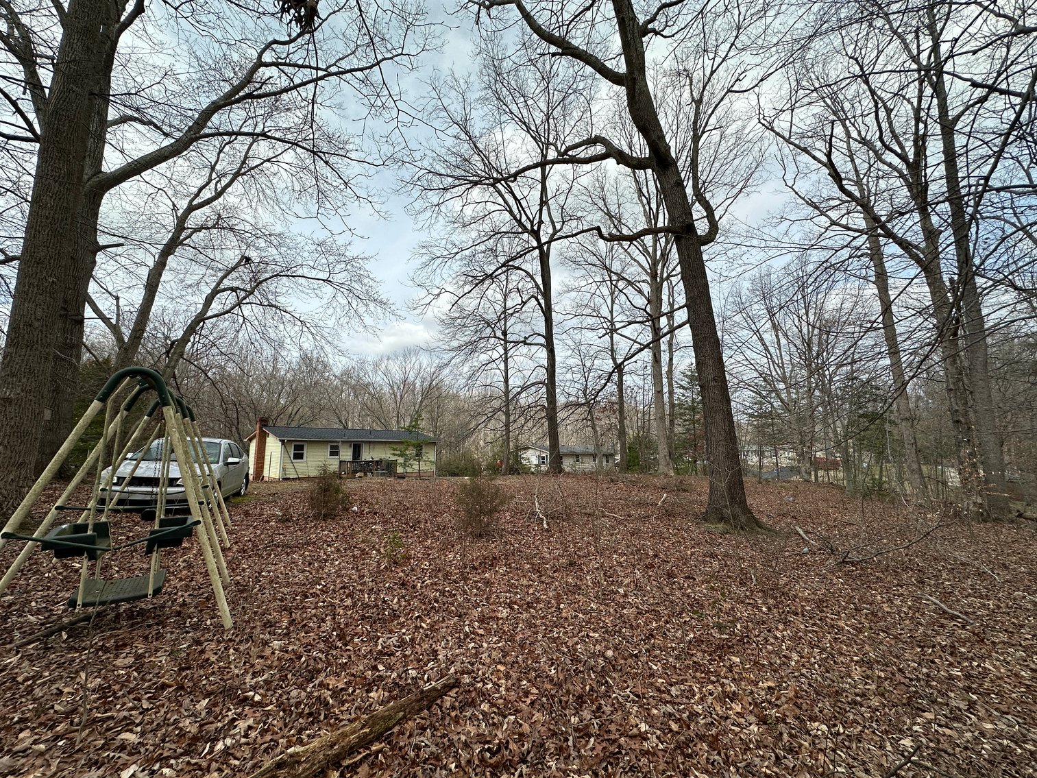 Image for House Flipper Special. Income Producing Opportunity in Fredericksburg, Va. 3 Bed/ 1 Bath, 920 Sq. ft on .41 Acres - Elk Dr