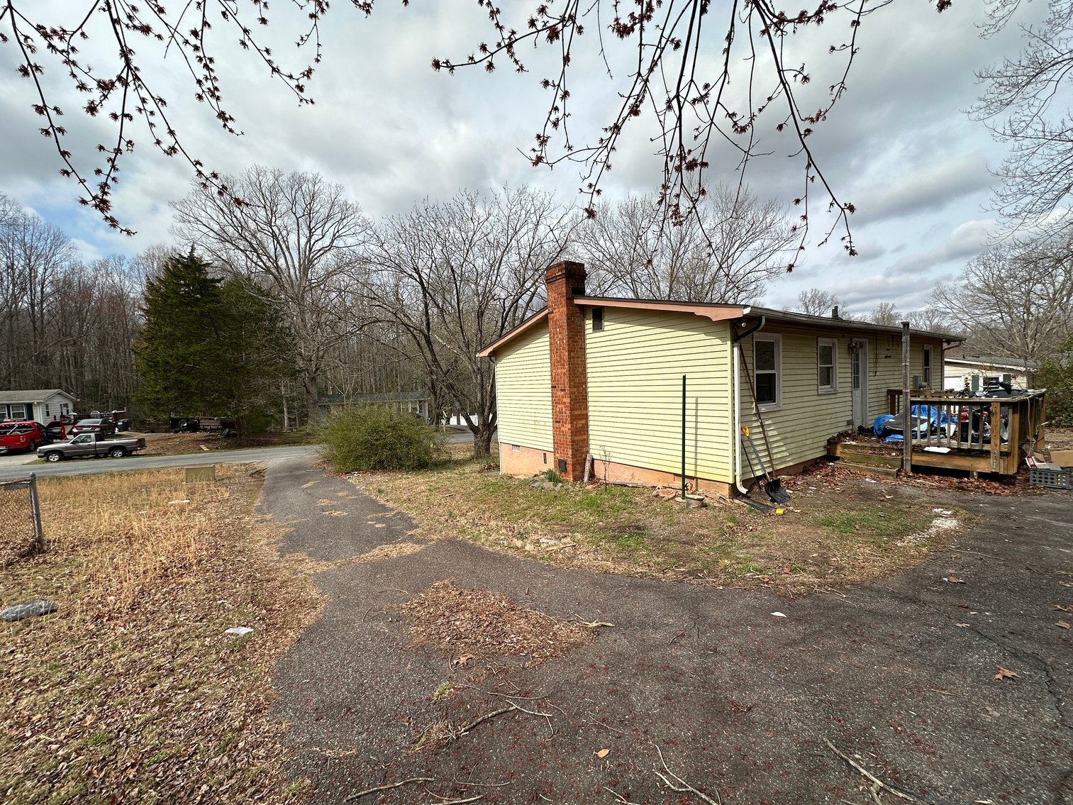 Image for House Flipper Special. Income Producing Opportunity in Fredericksburg, Va. 3 Bed/ 1 Bath, 920 Sq. ft on .41 Acres - Elk Dr
