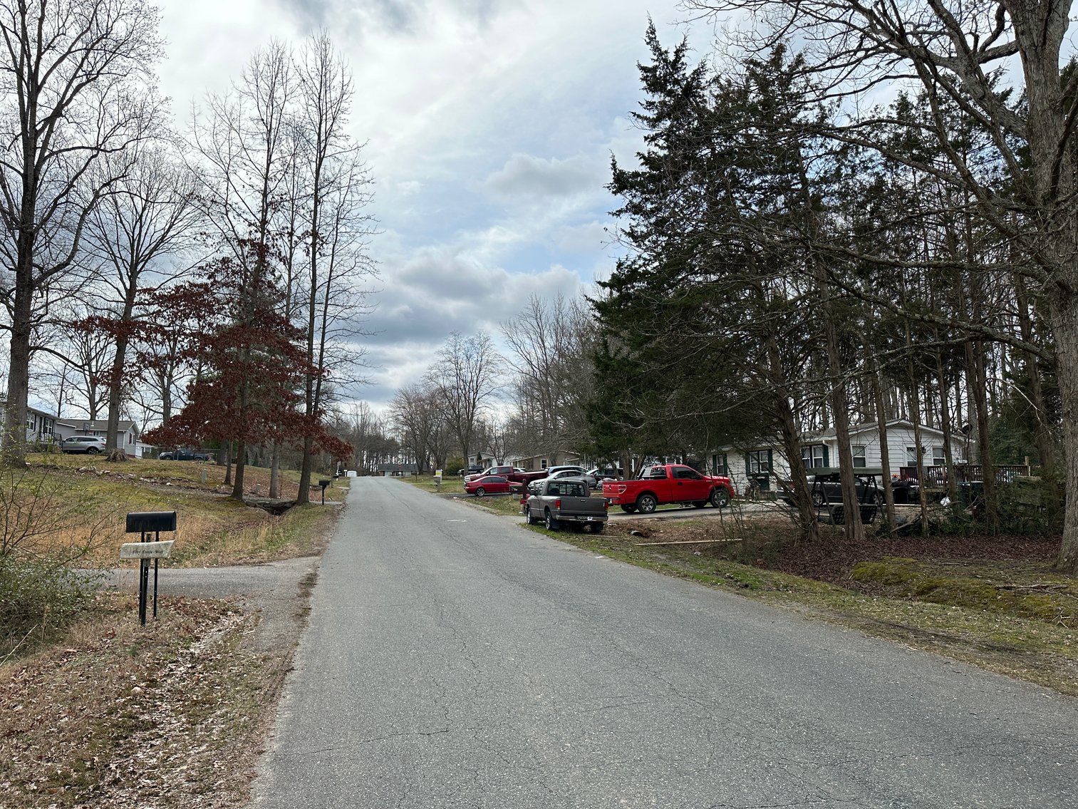 Image for House Flipper Special. Income Producing Opportunity in Fredericksburg, Va. 3 Bed/ 1 Bath, 920 Sq. ft on .41 Acres - Elk Dr