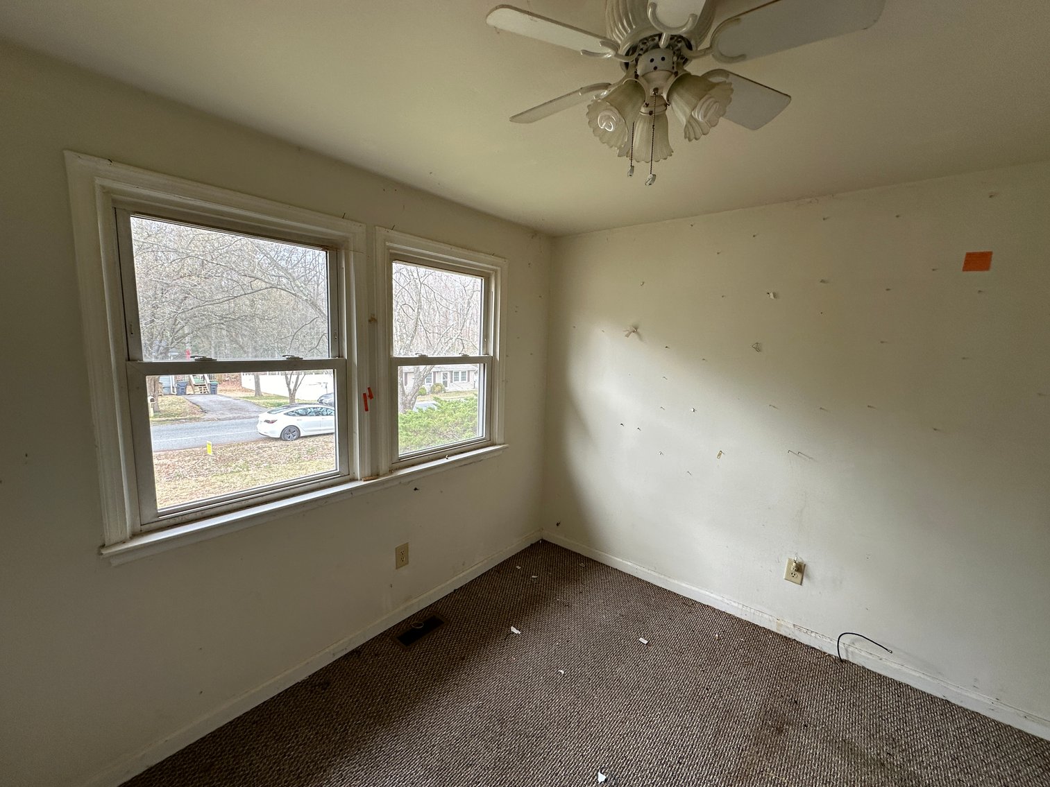 Image for House Flipper Special. Income Producing Opportunity in Fredericksburg, Va. 3 Bed/ 1 Bath, 920 Sq. ft on .41 Acres - Elk Dr