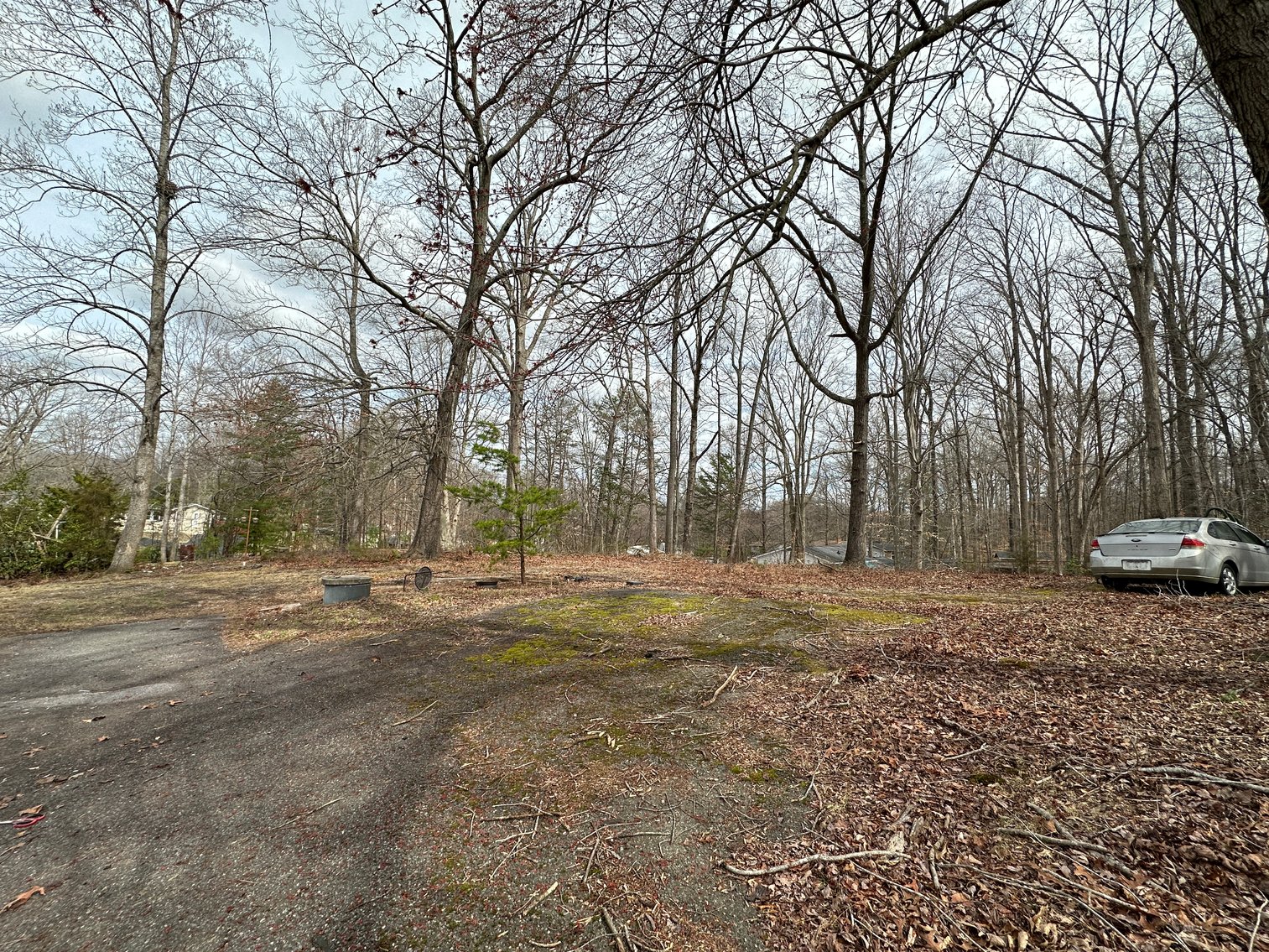 Image for House Flipper Special. Income Producing Opportunity in Fredericksburg, Va. 3 Bed/ 1 Bath, 920 Sq. ft on .41 Acres - Elk Dr