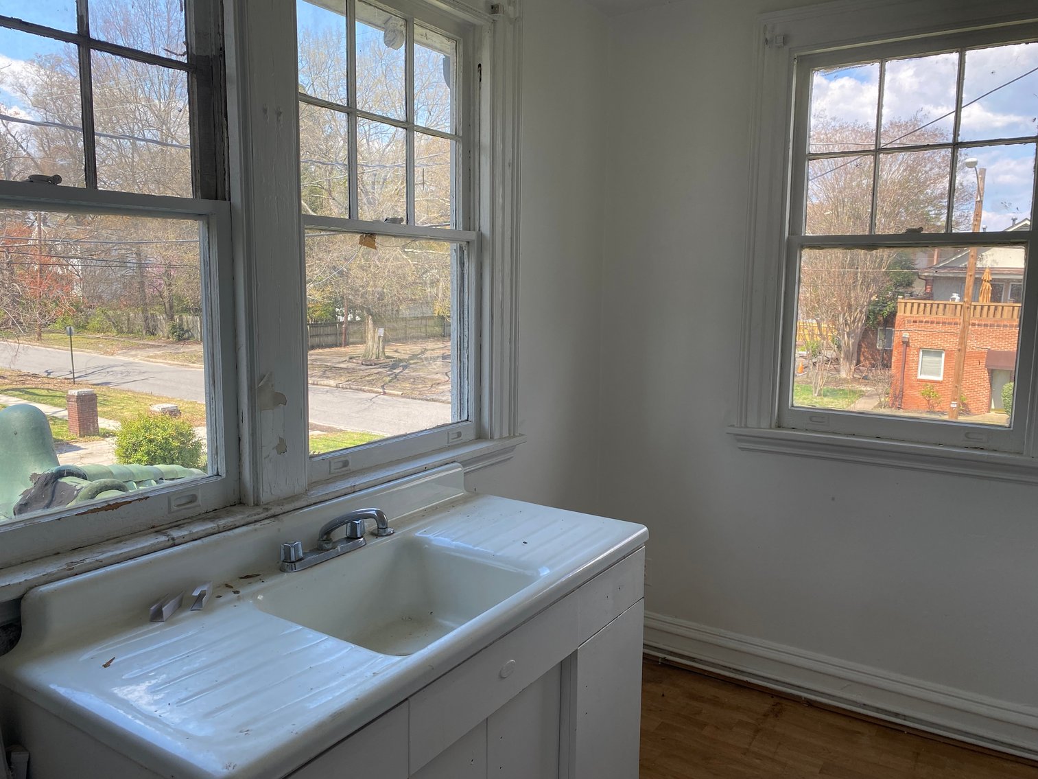 Image for Richmond VA - 2,792 SF Former Nursing Home - Zoned R-48 Multi Family Residential - 3822 Chamberlayne AVE