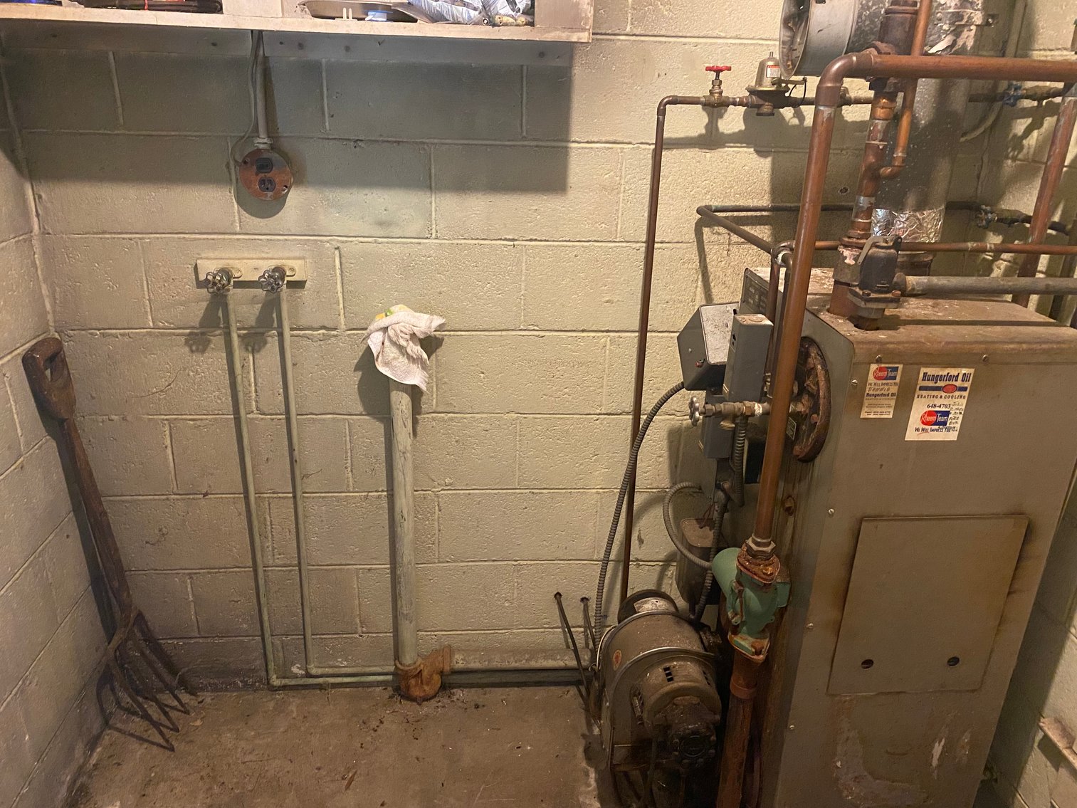 Image for Selling for the Estate of Catherine Butler - Henrico VA - 2 Bedroom Single Family Ranch Style Home - 722 Ratcliffe Ave.