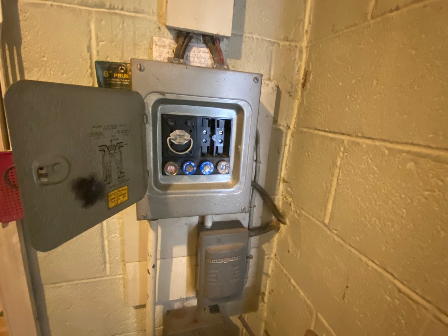 Image for Selling for the Estate of Catherine Butler - Henrico VA - 2 Bedroom Single Family Ranch Style Home - 722 Ratcliffe Ave.