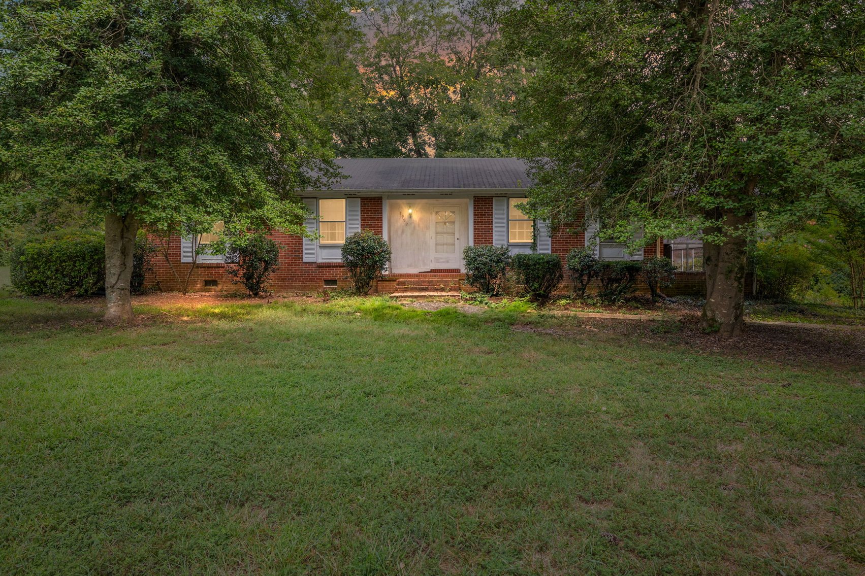 Image for 4 Bed/2.5 Bath Quaint Brick Ranch Minutes Outside of Short Pump - 11992 S Anna Dr