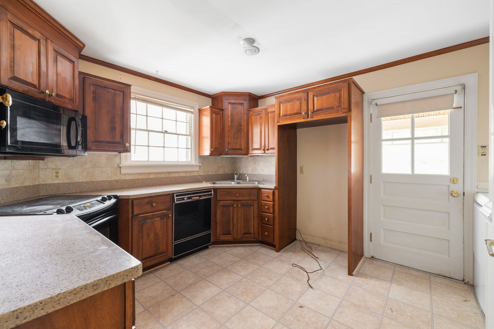 Image for 4 Bed/2.5 Bath Quaint Brick Ranch Minutes Outside of Short Pump - 11992 S Anna Dr