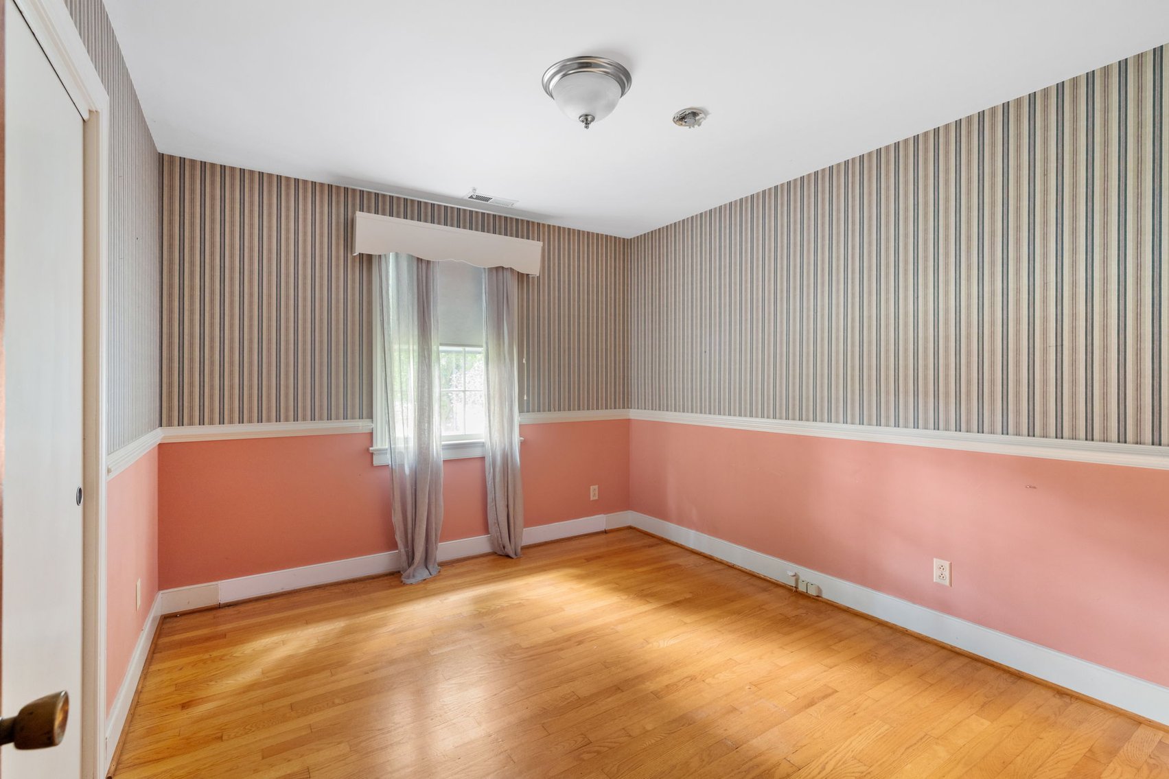 Image for 4 Bed/2.5 Bath Quaint Brick Ranch Minutes Outside of Short Pump - 11992 S Anna Dr