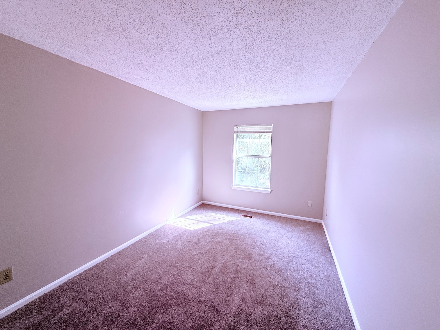 Image for Renovated 3 bed/ 2.5 Bath End unit Townhouse -  5361 Gardner Ct. Williamsburg, Va 23188