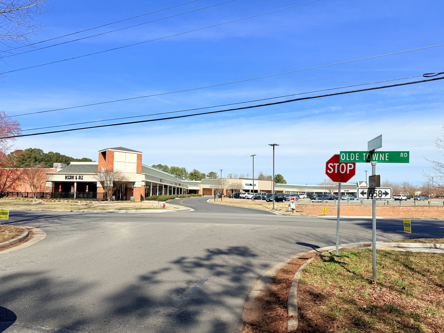 Image for Renovated 3 bed/ 2.5 Bath End unit Townhouse -  5361 Gardner Ct. Williamsburg, Va 23188