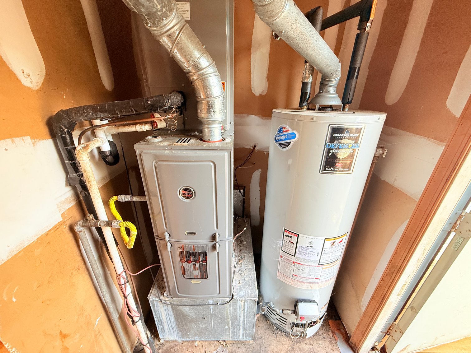 Image for Renovated 3 bed/ 2.5 Bath End unit Townhouse -  5361 Gardner Ct. Williamsburg, Va 23188