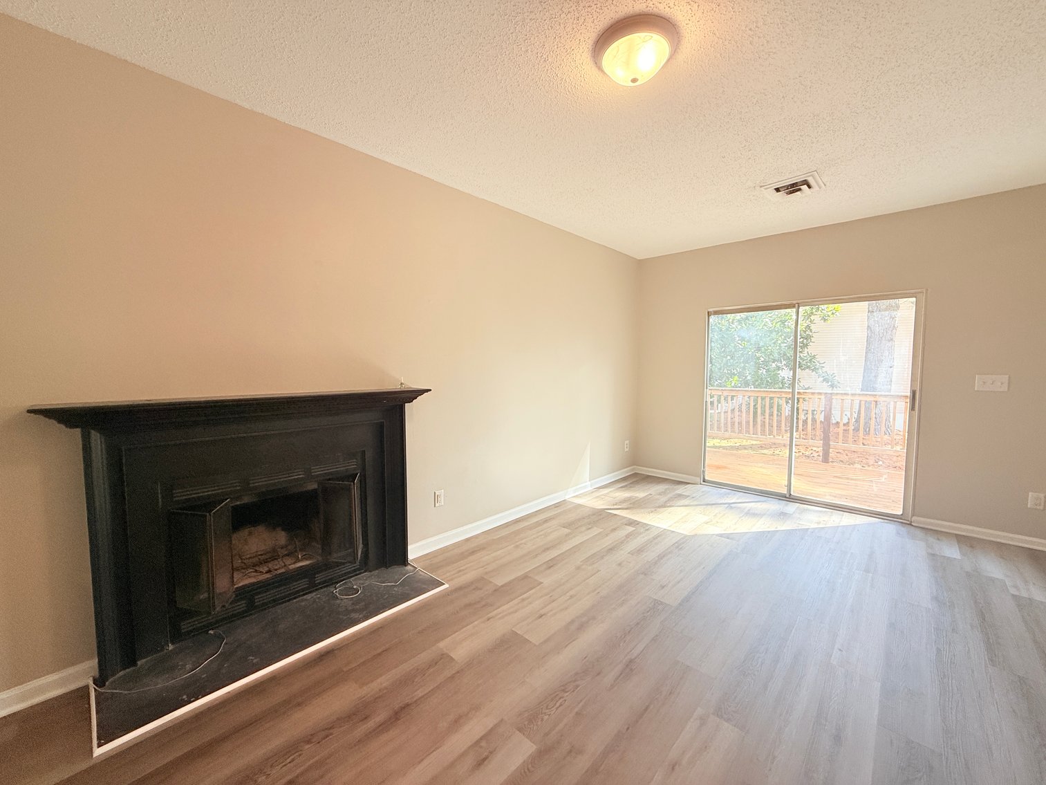 Image for Renovated 3 bed/ 2.5 Bath End unit Townhouse -  5361 Gardner Ct. Williamsburg, Va 23188