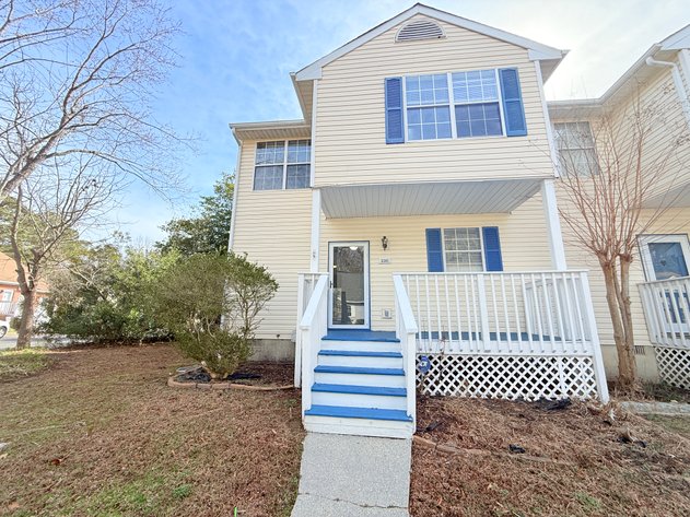 Image for Renovated 3 bed/ 2.5 Bath End unit Townhouse -  5361 Gardner Ct. Williamsburg, Va 23188