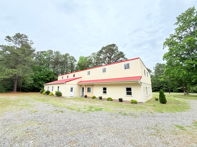 Image for Prime Commercial Flex Space  Opportunity with High Daily Traffic Count: 7154 Richmond Highway, Tappahannock VA 22560