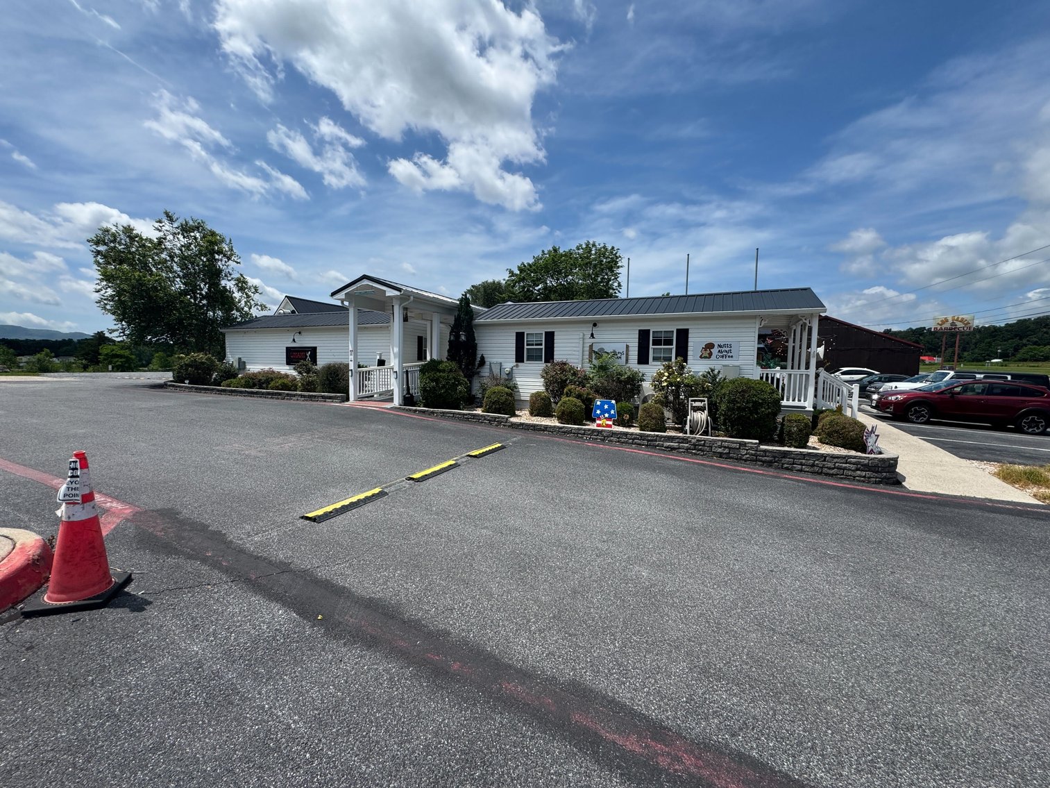 Image for Income Producing Multi-Tenant Commercial Retail Center - 6 Buildings on 1.59 Acres - Elkton VA