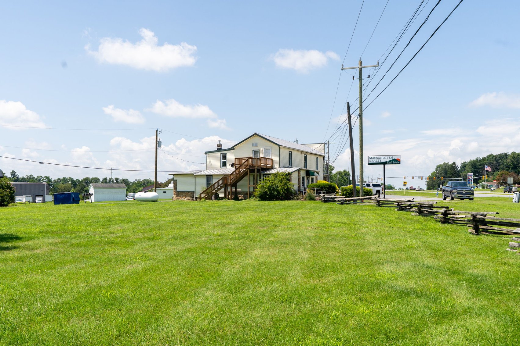 Image for Income Producing Multi-Tenant Commercial Retail Center - 6 Buildings on 1.59 Acres - Elkton VA