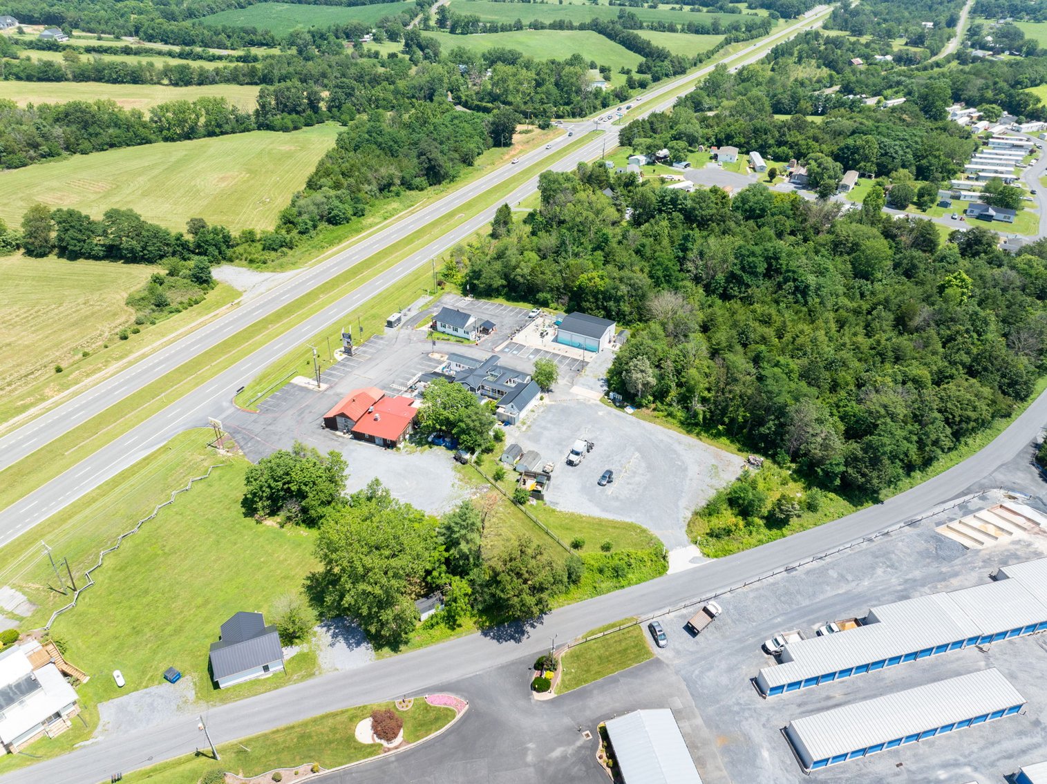 Image for Income Producing Multi-Tenant Commercial Retail Center - 6 Buildings on 1.59 Acres - Elkton VA