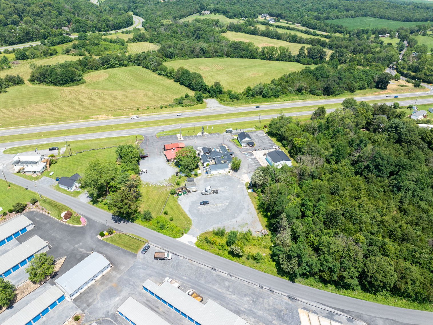 Image for Income Producing Multi-Tenant Commercial Retail Center - 6 Buildings on 1.59 Acres - Elkton VA