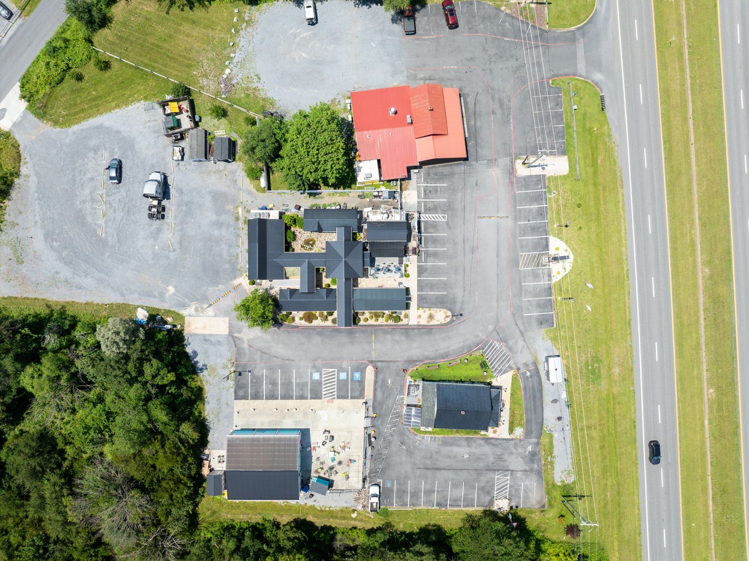 Image for Income Producing Multi-Tenant Commercial Retail Center - 6 Buildings on 1.59 Acres - Elkton VA