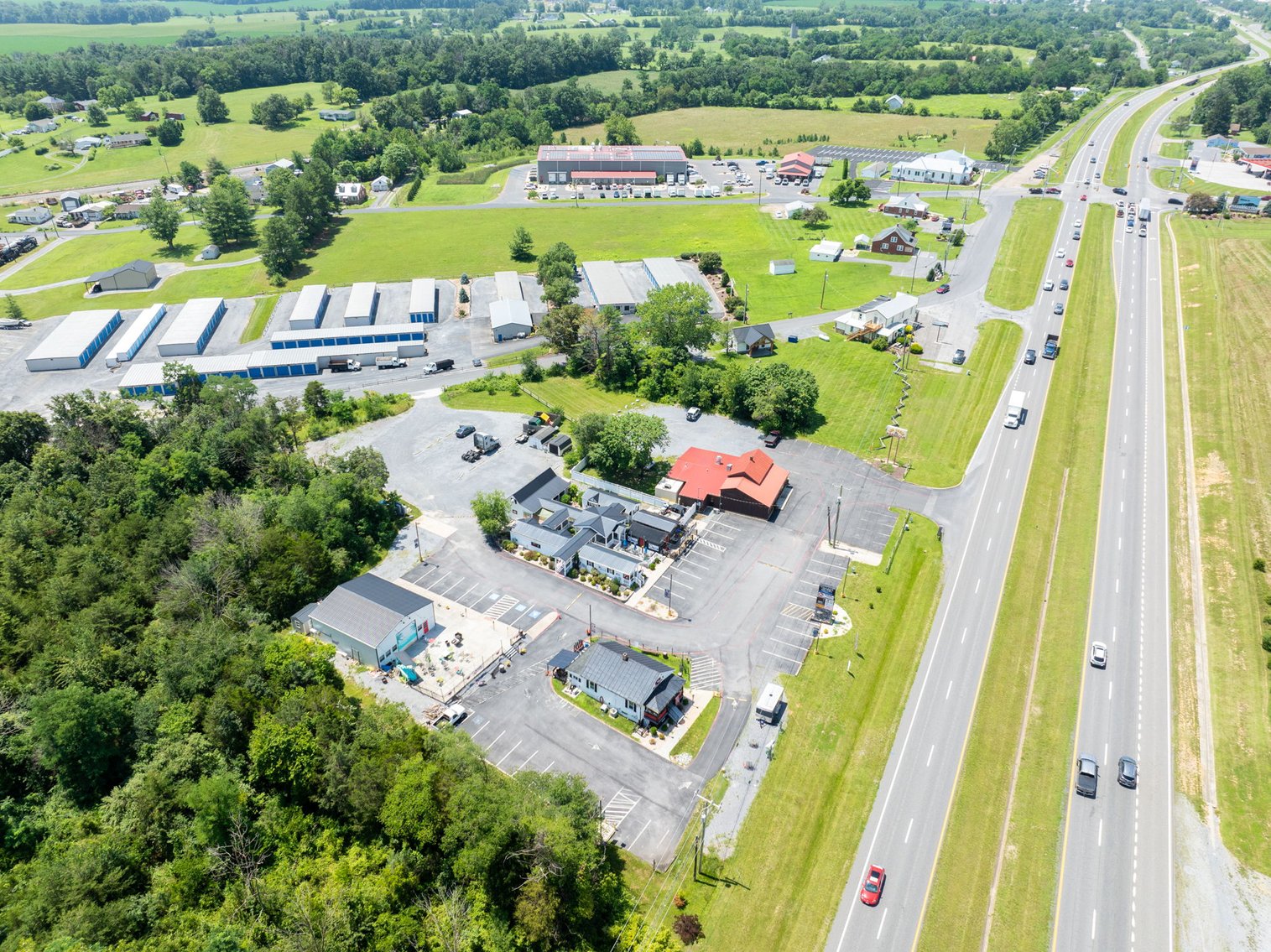 Image for Income Producing Multi-Tenant Commercial Retail Center - 6 Buildings on 1.59 Acres - Elkton VA